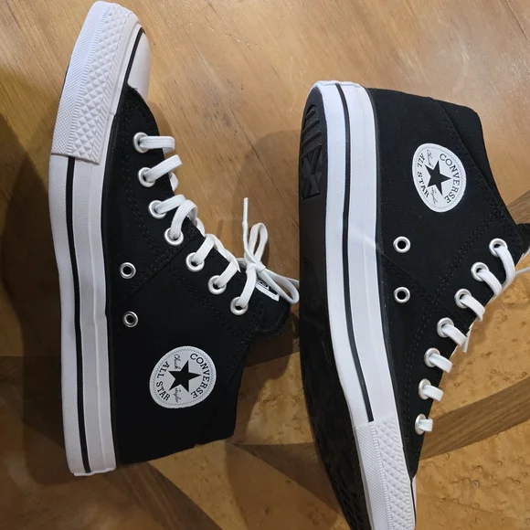 Women's Chuck Taylor All Stat Mid Converse Madison Sneakers - NEW IN BOX! - Picture 10 of 16